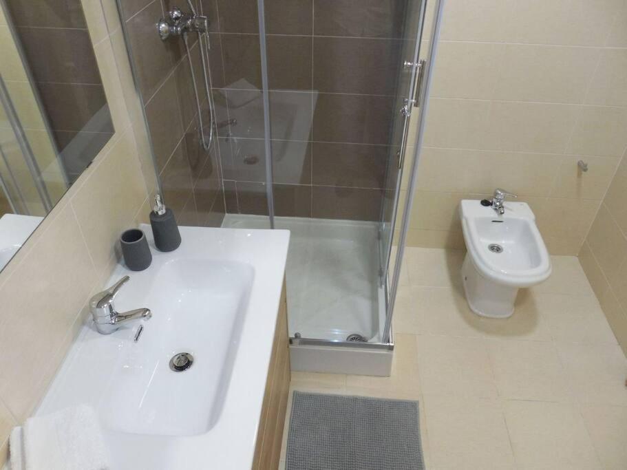 Precioso Piso De 2 Habitaciones Армилья Экстерьер фото