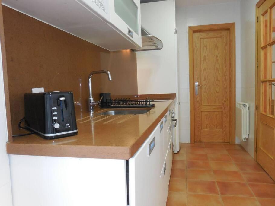 Precioso Piso De 2 Habitaciones Армилья Экстерьер фото